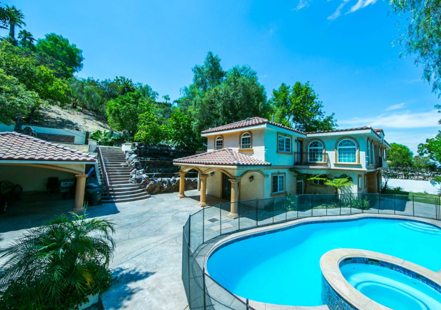 Increíble villa en Encino con piscina Alquiler en Los Ángeles