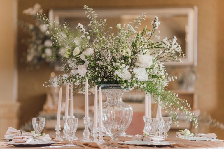 wedding photography, flower wallpaper, nature, beautiful flowers, wedding details, wedding preparations, wedding, table set-up, flower arrangement, flower background, flowers, table, glassware, candles, dining table, decoration, decorative, floral